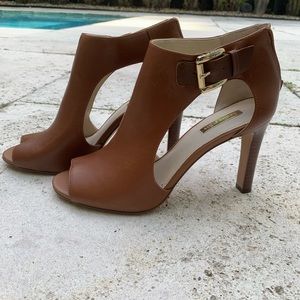 Louise et Cie Camel Lo-winnie High Heel Sandal